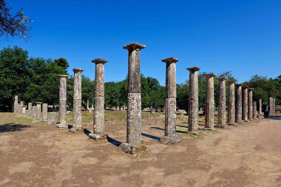 Palaestra-monument-Olympia_23820401